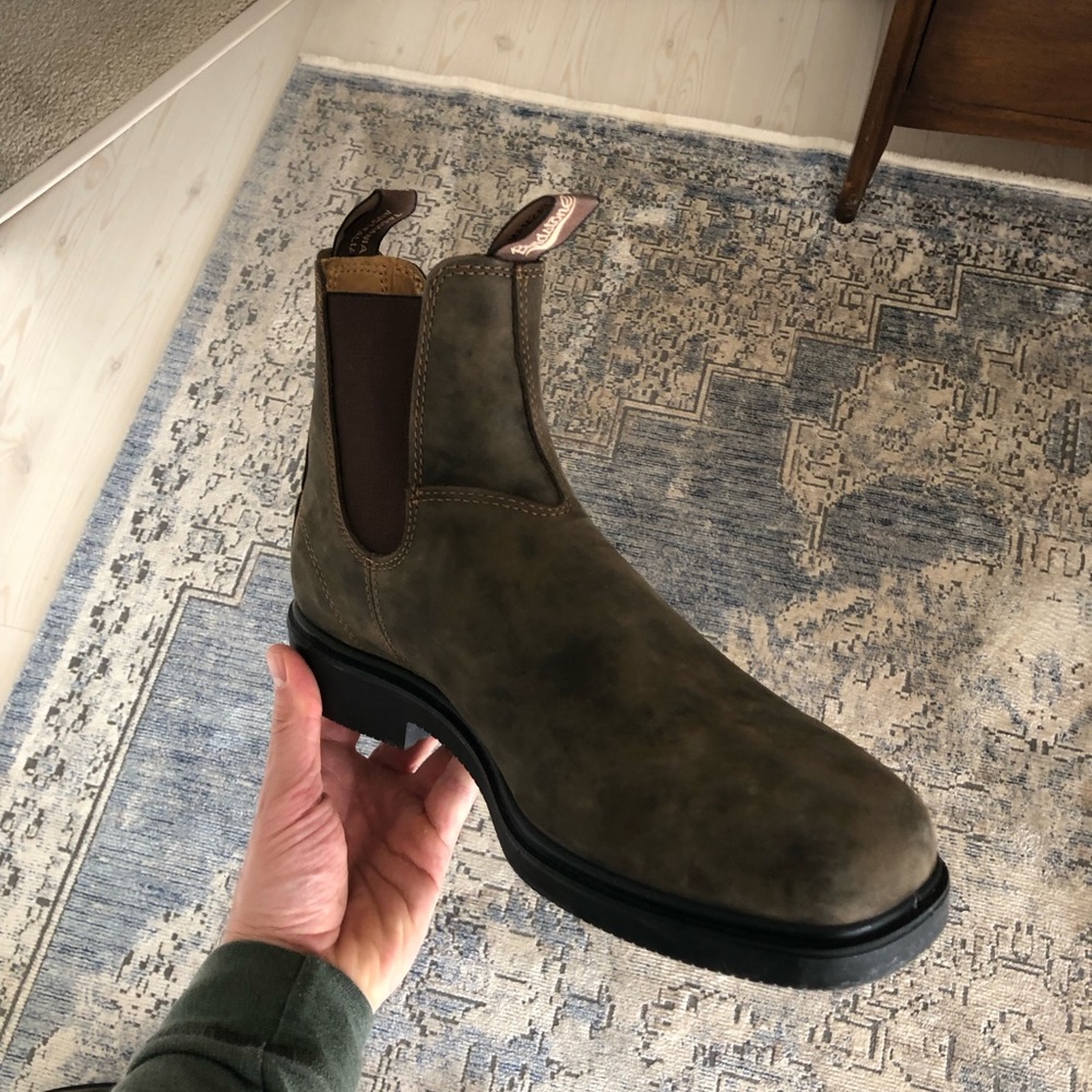Blundstone’s Men’s Dress Boot